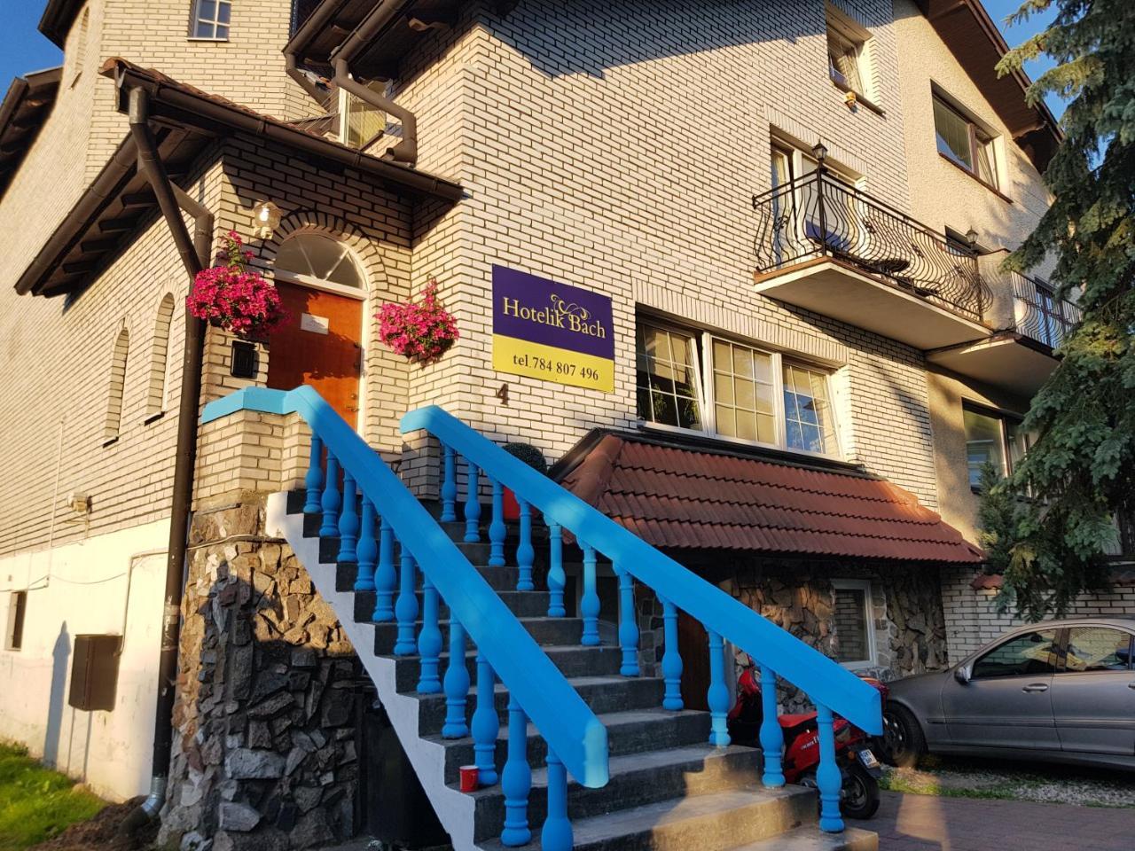 Kotimajoitukset Hotelik Bach *